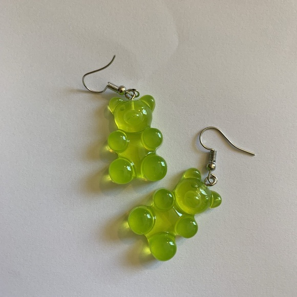 ✨ Handmade Lime Gummy Bear Earrings ✨ - Picture 1 of 4